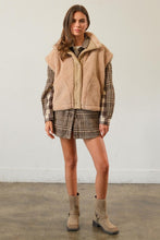 Load image into Gallery viewer, Beige Oversized Sherpa Vest
