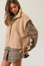 Load image into Gallery viewer, Beige Oversized Sherpa Vest
