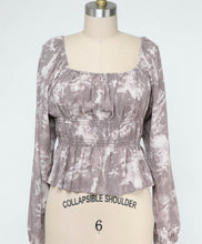 Load image into Gallery viewer, On Trend - Square Neck Top

